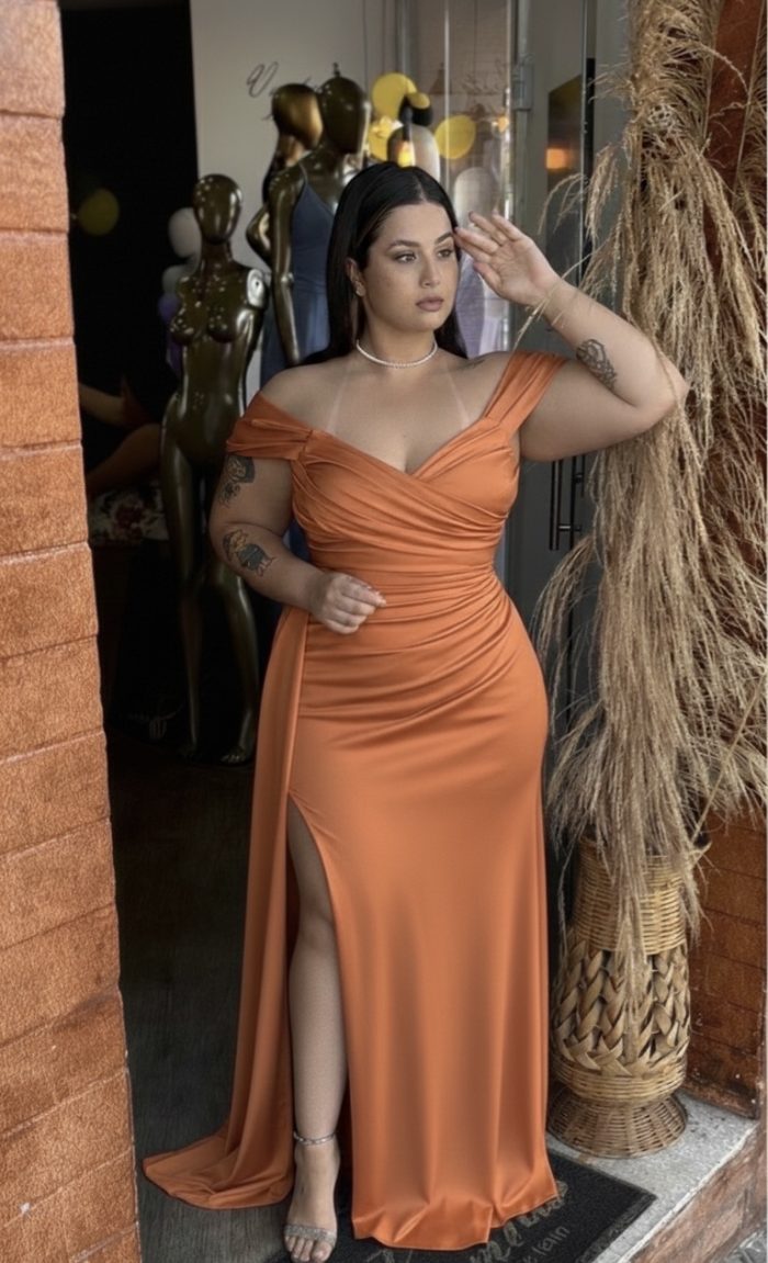 vestido ruby (plus) vestido ruby (plus)